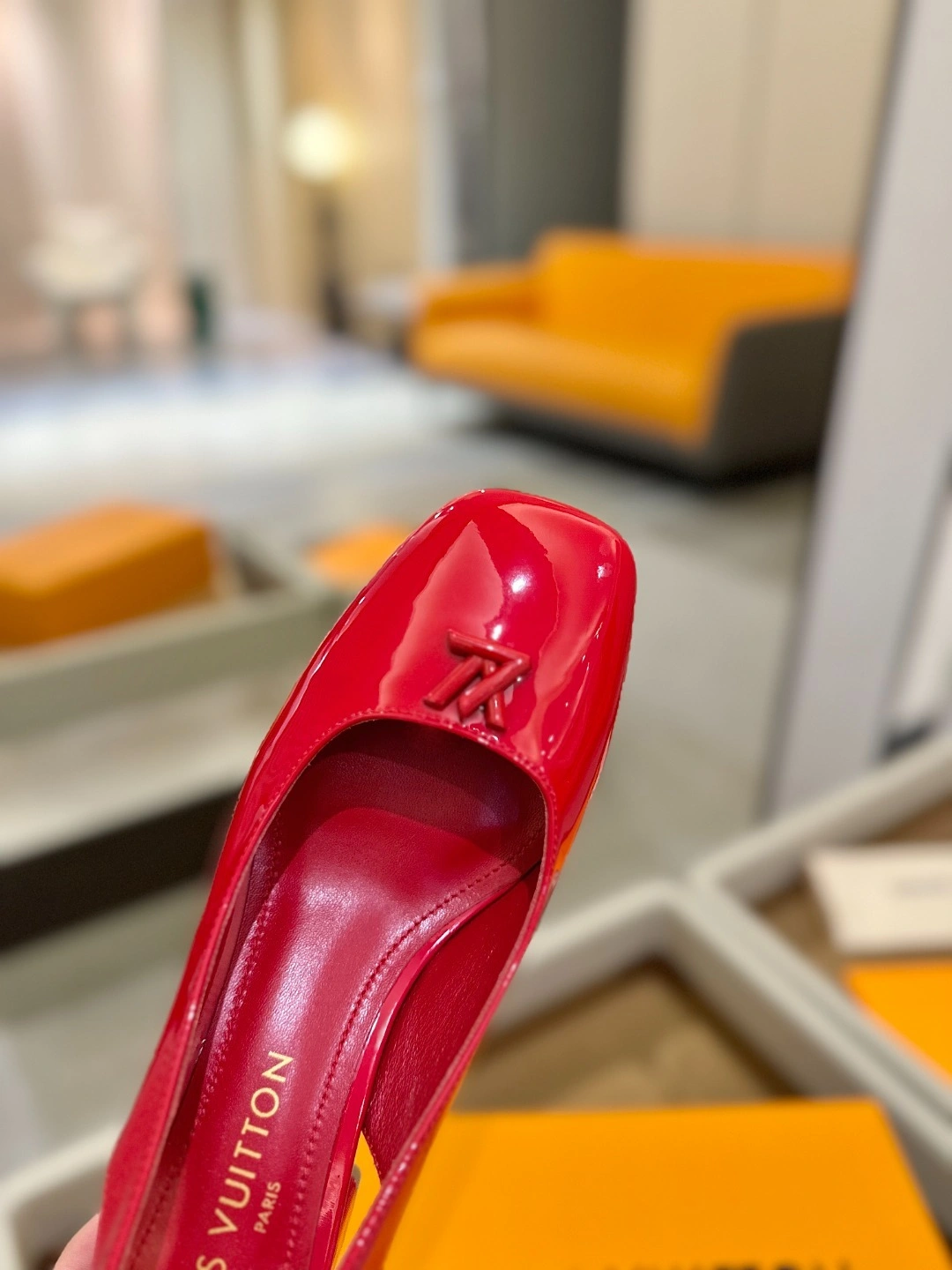 COCO-- 8V 1AGTYO Calfskin goatskin Heel height：5.5CM item:E-X158D4132
